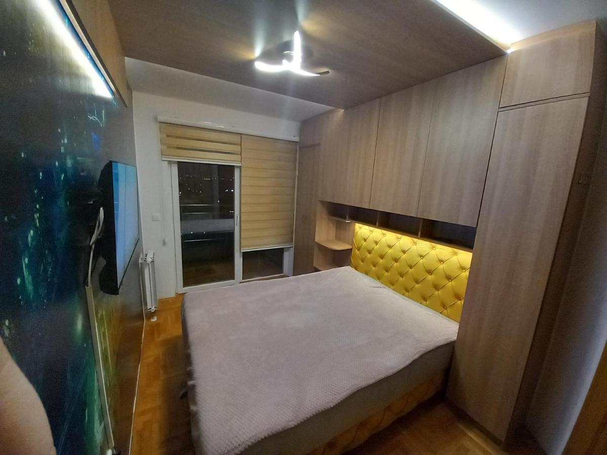 Jacuzzi For Relax - Hollywood Neom Apartment, Stup, Apartamento Sarajevo