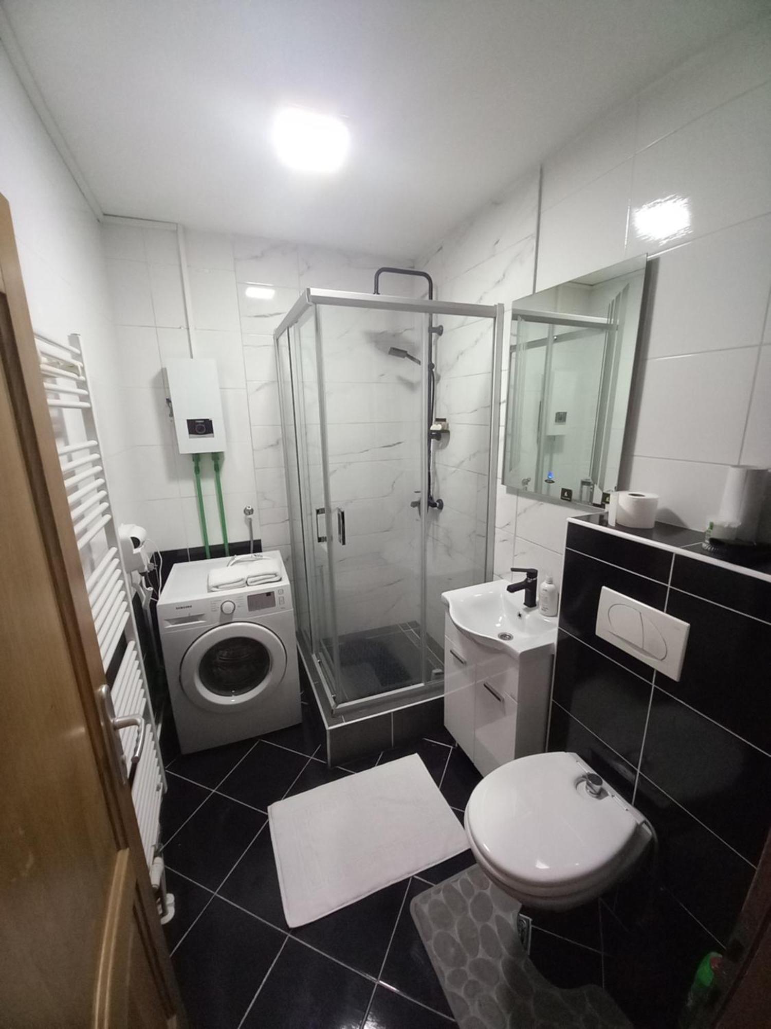 Jacuzzi For Relax - Hollywood Neom Apartment, Stup, * Sarajevo