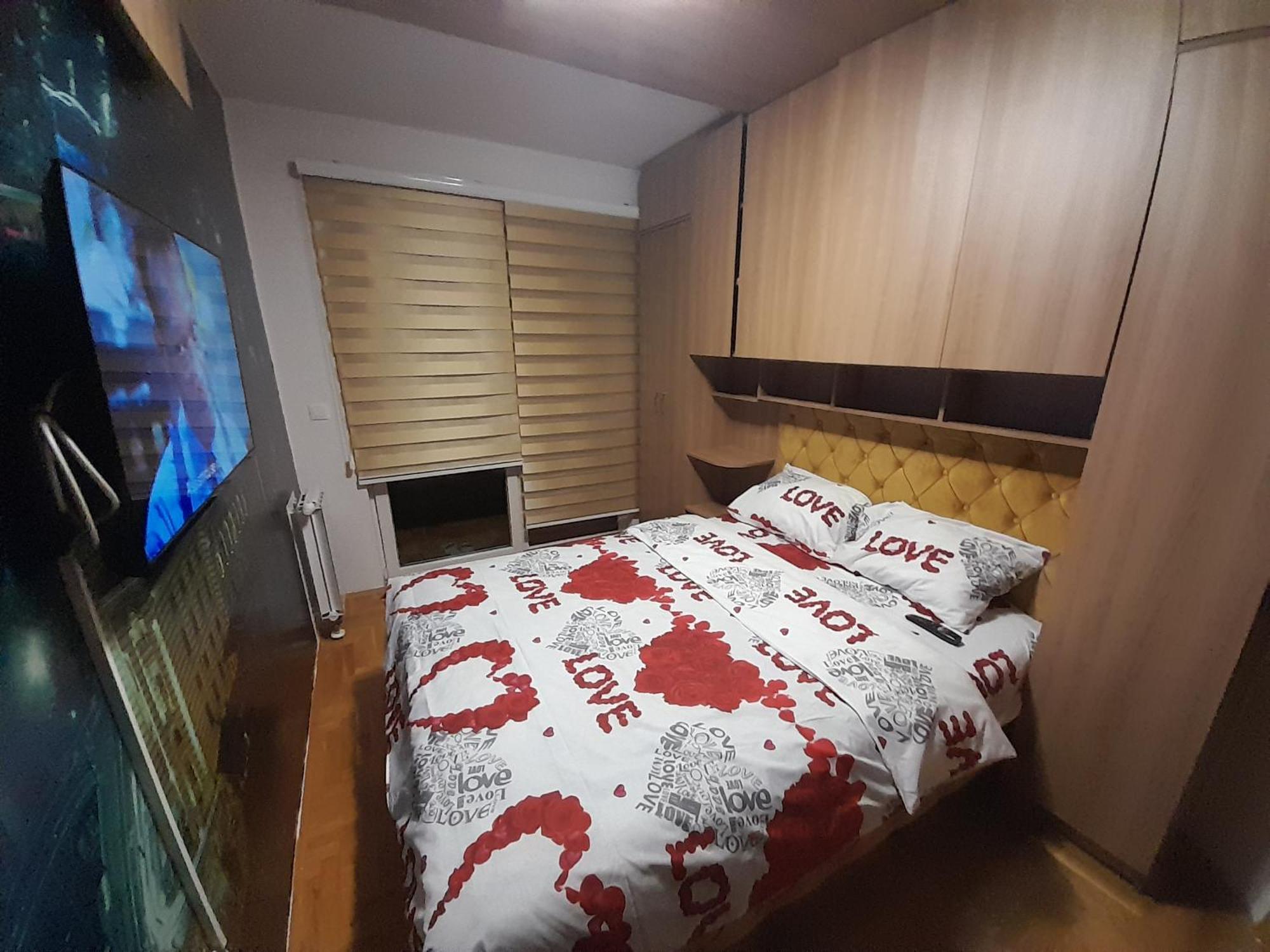 Jacuzzi For Relax - Hollywood Neom Apartment, Stup, Appartement *