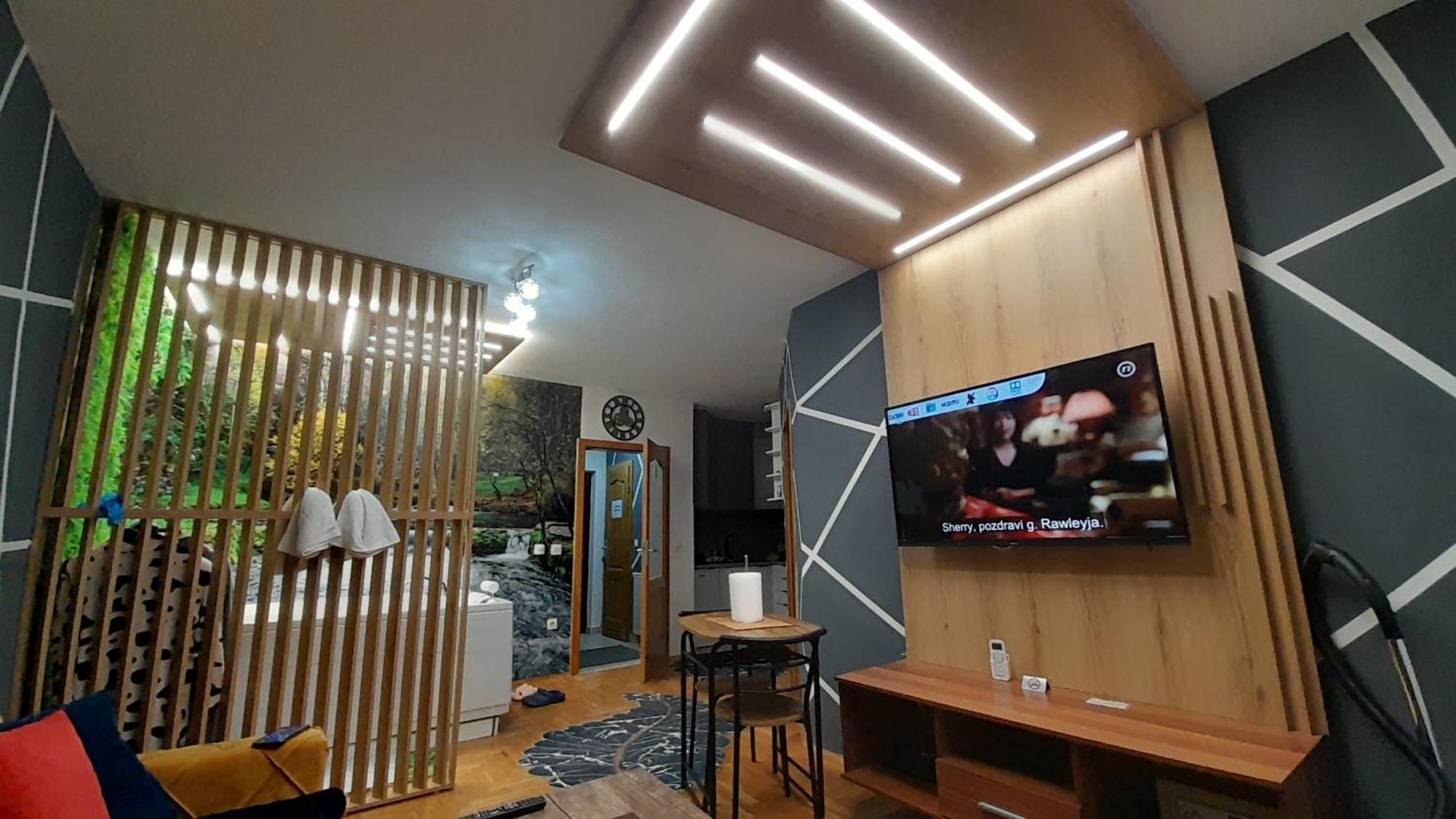 Jacuzzi For Relax - Hollywood Neom Apartment, Stup, Sarajevo