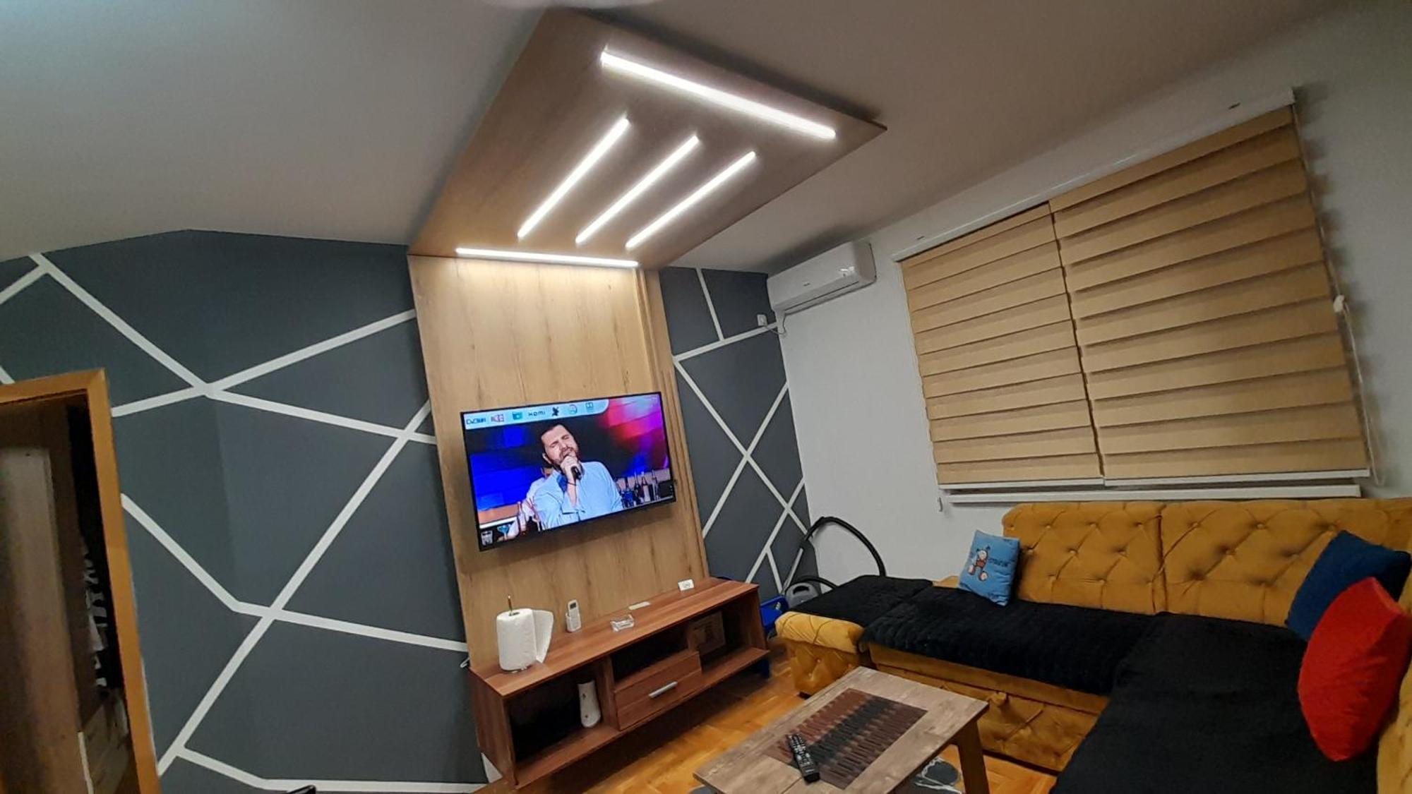 Apartamento Jacuzzi For Relax - Hollywood Neom Apartment, Stup, Sarajevo